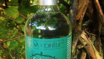 Da Mhile seaweed gin